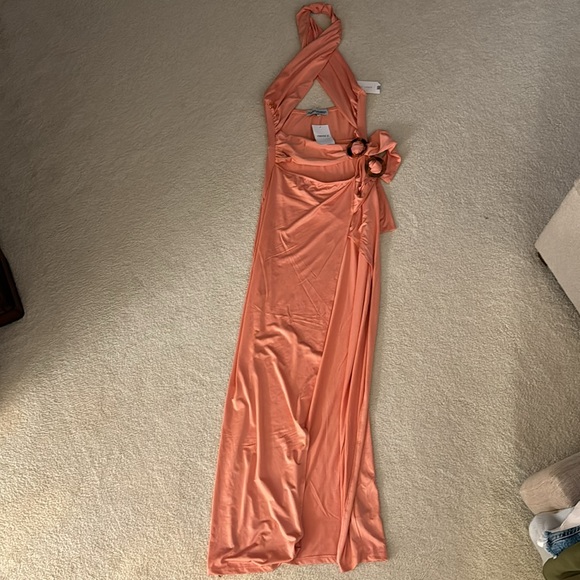 Almost Famous, cross over halter maxi dress, terra cotta (L) - Picture 2 of 6